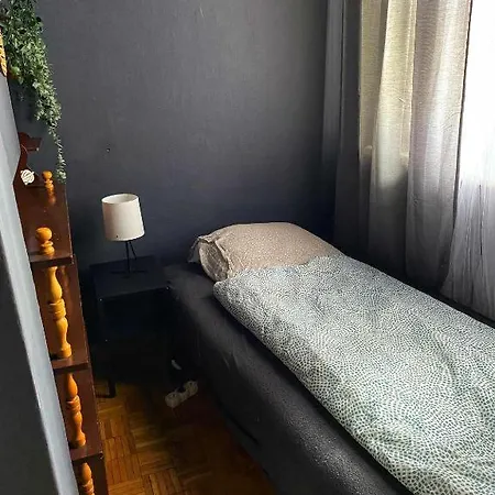 Small Room For Short Stay-3